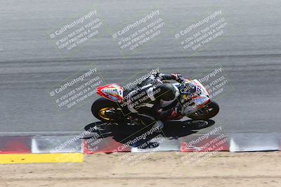 media/Jun-26-2022-CRA (Sun) [[122d0e5426]]/Race 13 (Expert 1000 Superbike)/Start Finish/